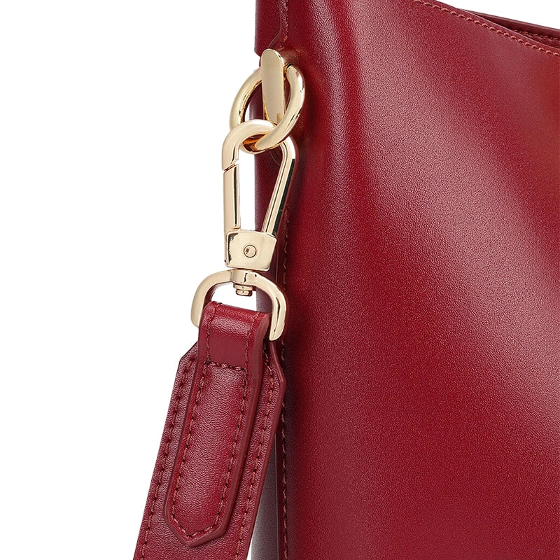 Classic Leather Shoulder Bag